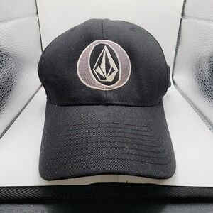 Volcom Flexfit Hat Mens S-M Black Embroidered Stone Logo Baseball Cap Yupoong